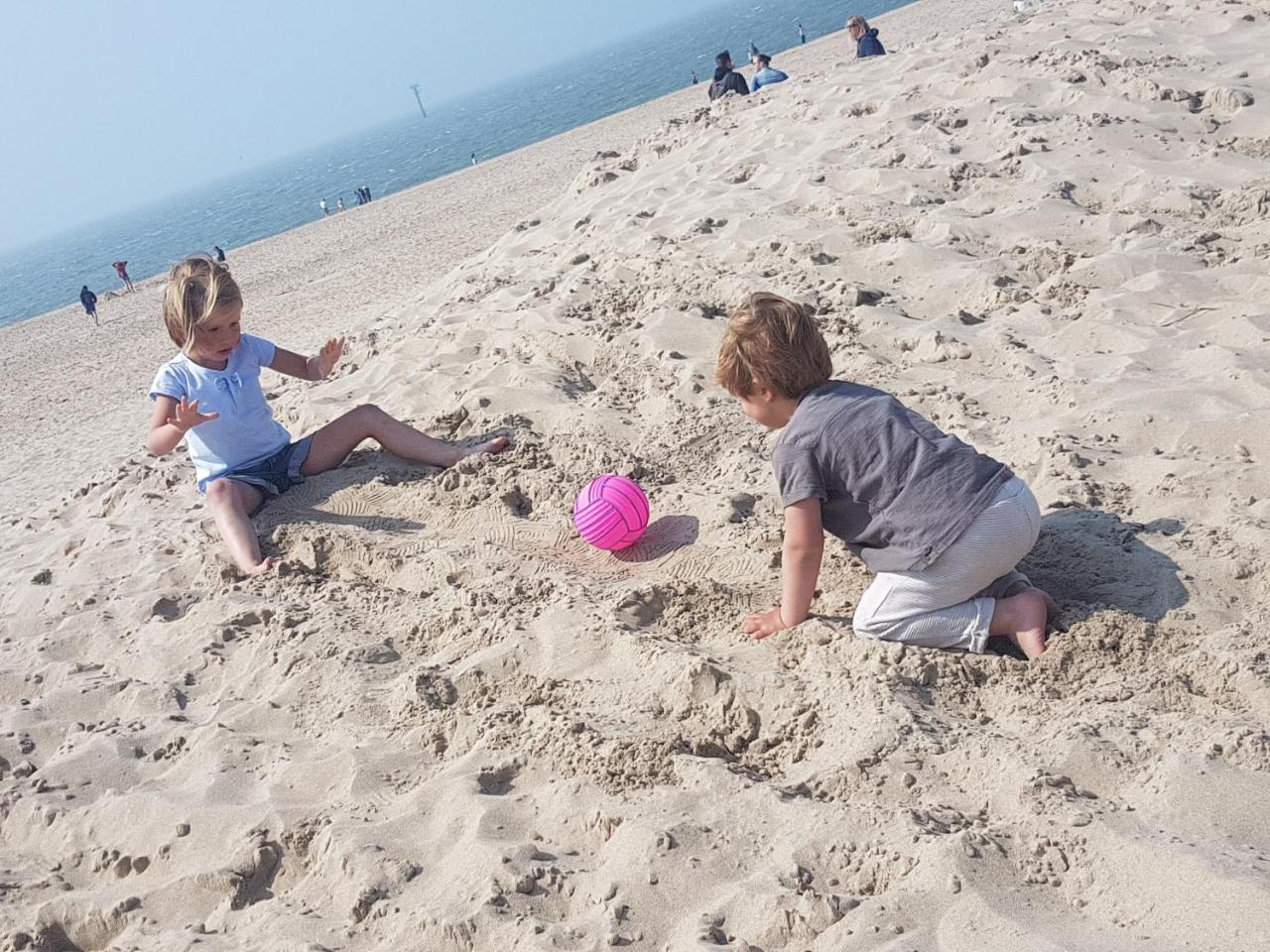 Vakantiehuizen 7Huizen Aan Zee Scharendijke Exterior foto